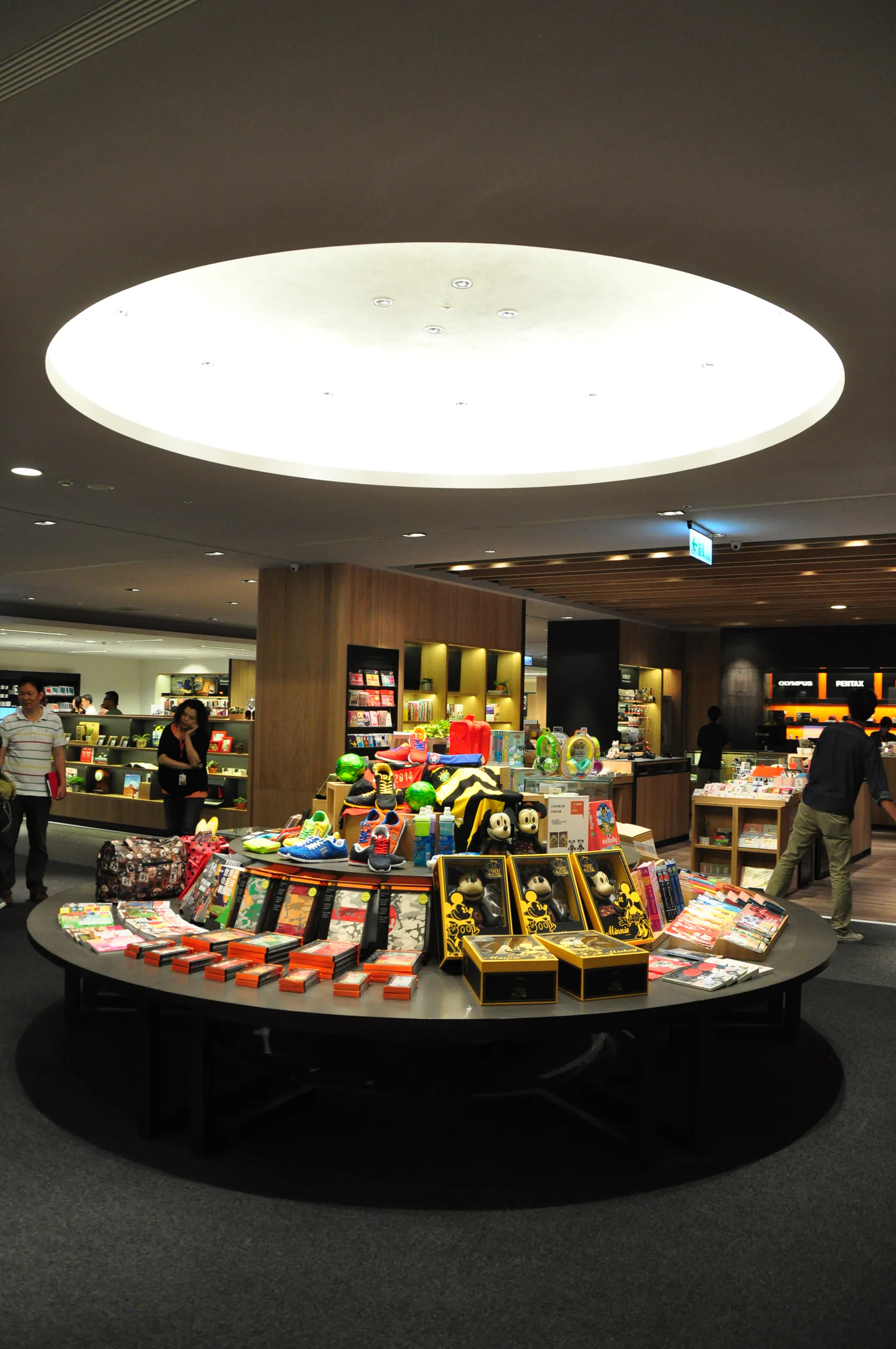 法雅客台中中港店 24