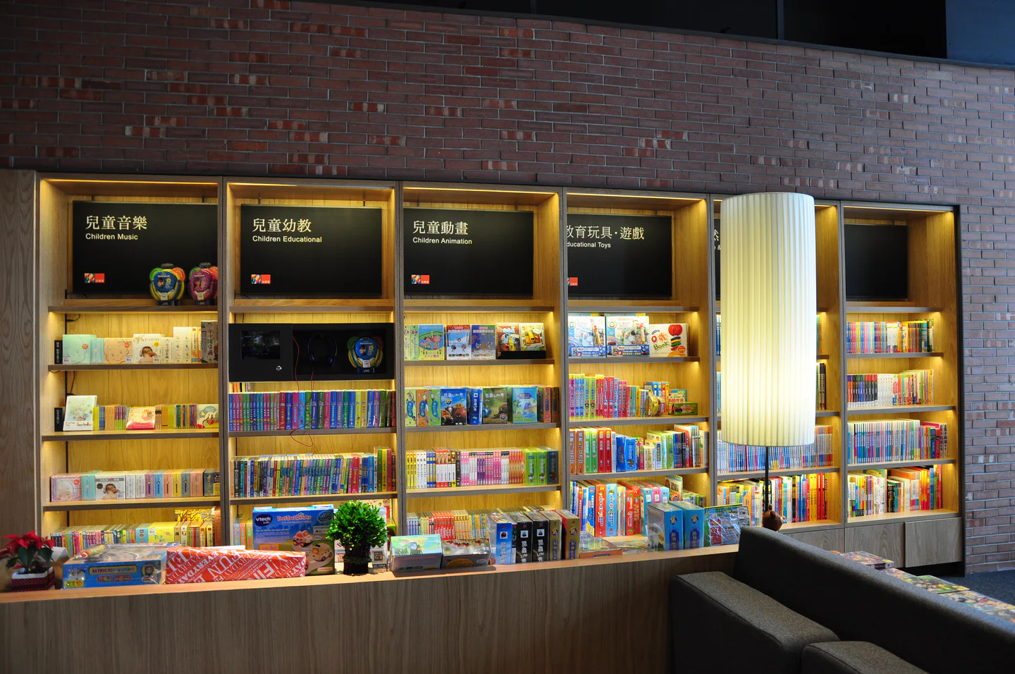 法雅客台南小西門店 15